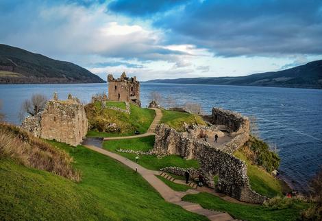Urquhart Castle am Loch Ness