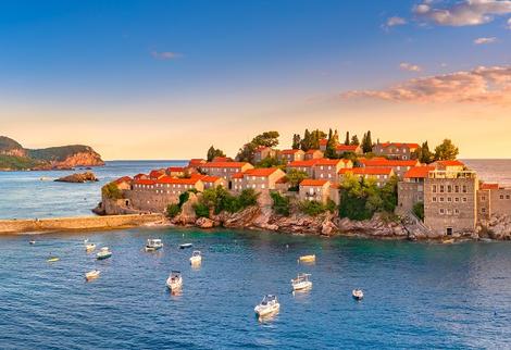 Blick über Sveti Island, Montenegro