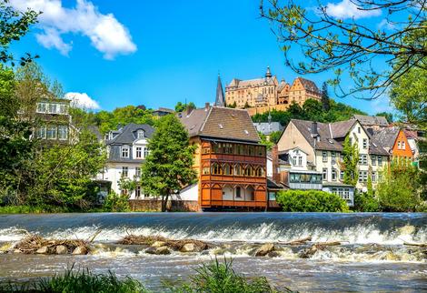 Marburgs Altstadt mit Schloss