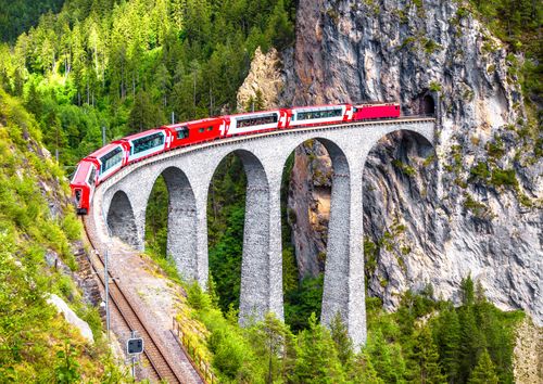 Bergwelt Schweiz: Matterhorn, Glacier-Express und Mont-Blanc