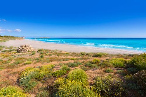 Wandern auf Menorca im Frühsommer