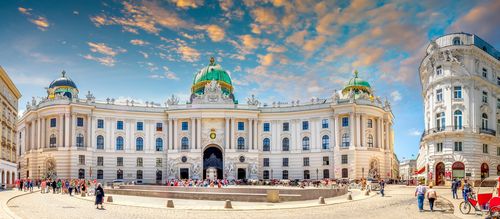 Wien – zwischen Kaffeehausduft und Donauwalzer